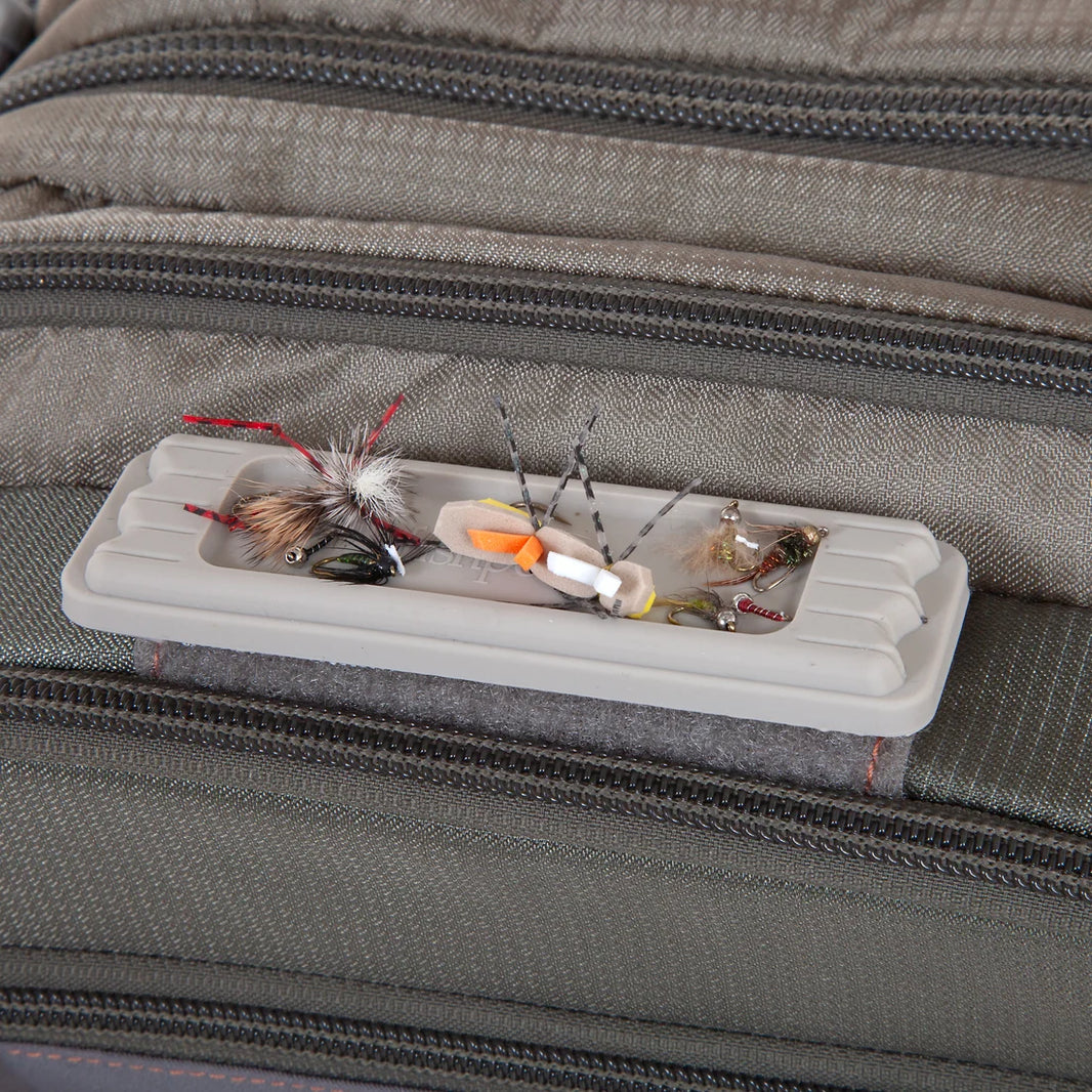 Fishpond Tacky Magnetic Flydock-Small